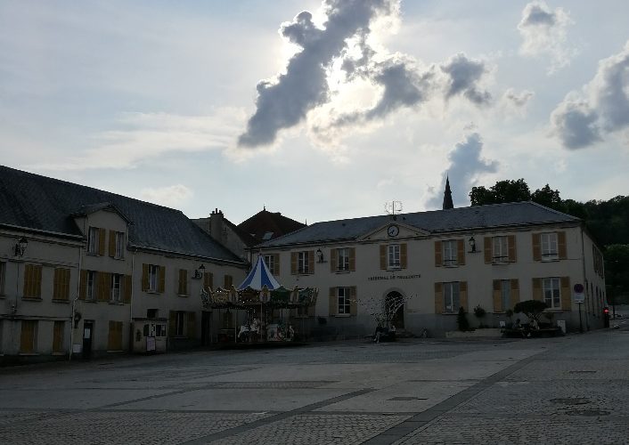 place-victoire-deserte